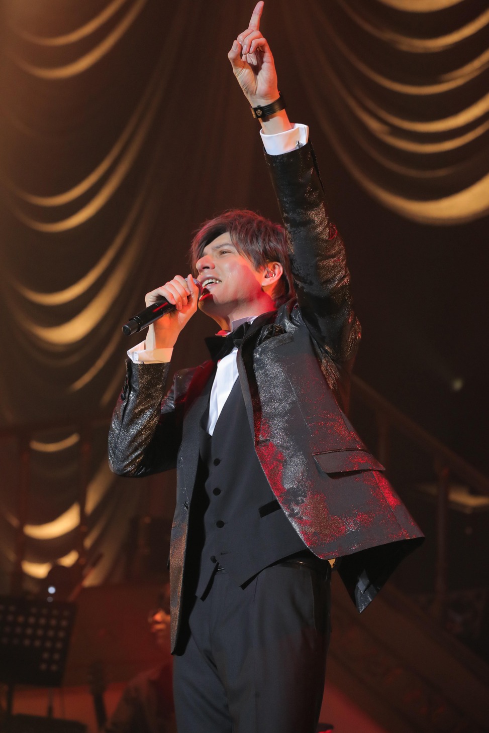 「城田優コンサート2019～a singer～」より。