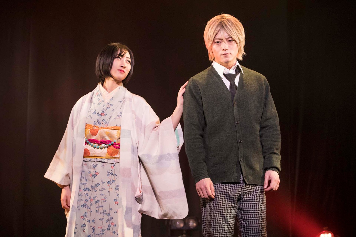 舞台版「BLACK BIRD」より。