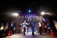 「2.5次元ダンスライブ『ツキウタ。』ステージ 第8幕『TSUKINO EMPIRE -Unleash your mind.-』」より。