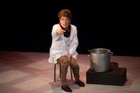 「機械」過去公演より。（撮影：野村佐紀子）