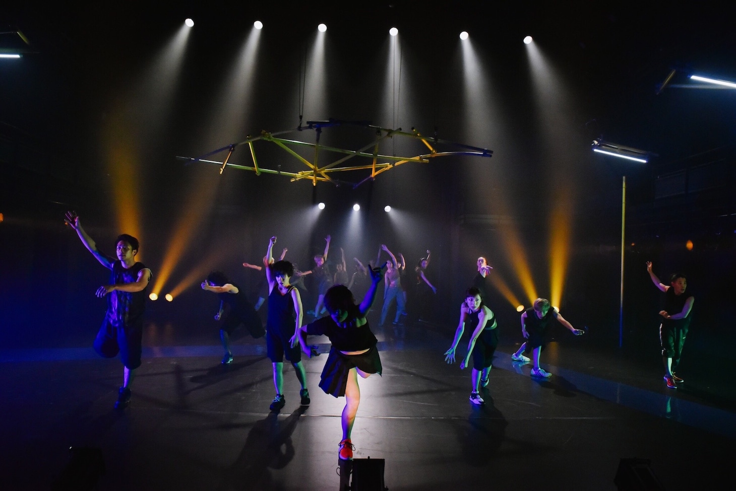 Baobab 第11回本公演「FIELD-フィールド-」より。（photo by 金子愛帆）