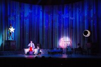 「毛皮のマリー」より。（撮影：御堂義乘）