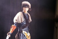 舞台「桃源郷ラビリンス」より。