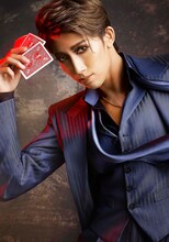 宝塚歌劇宙組「ミュージカル『オーシャンズ11』」ビジュアル OCEAN’S ELEVEN and all related characters and elements are trademarks of and (c) Warner Bros. Entertainment Inc.(s19) (c)宝塚歌劇団 (c)宝塚クリエイティブアーツ