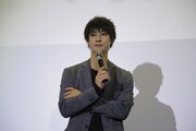 劇場版「えいがのおそ松さん」舞台挨拶より、高崎翔太。