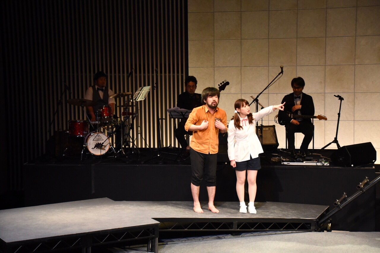 劇団ヒロシ軍 第15回本公演 /「劇トツ×20分」2連覇記念公演「カチカチ山」より。（撮影：ふじまつたえこ）