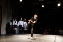 笠井叡「日本国憲法を踊る」より。(c)大洞博靖