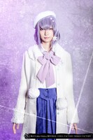 沖なつ芽扮する菅原理香。