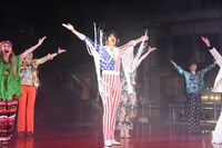 大澄賢也による“Y”。