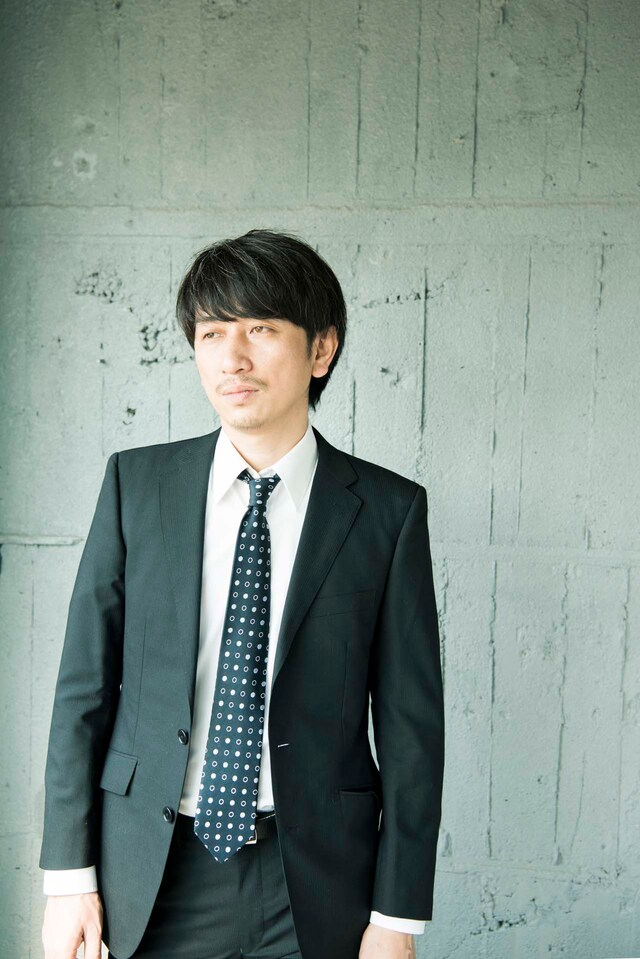 岩井秀人（撮影：平岩亨）