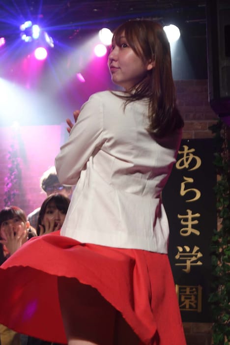 「舞台版 まいっちんぐマチコ先生2019～令和元年スタート！YOUタチニツグ！シン・ニホンジンハダレダ！の巻～」より。