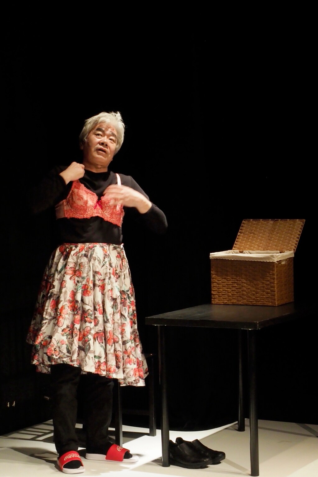 「火曜日はスーパーへ」「HER VOICE」一挙上演、佐藤信「鴎座ならではの舞台」