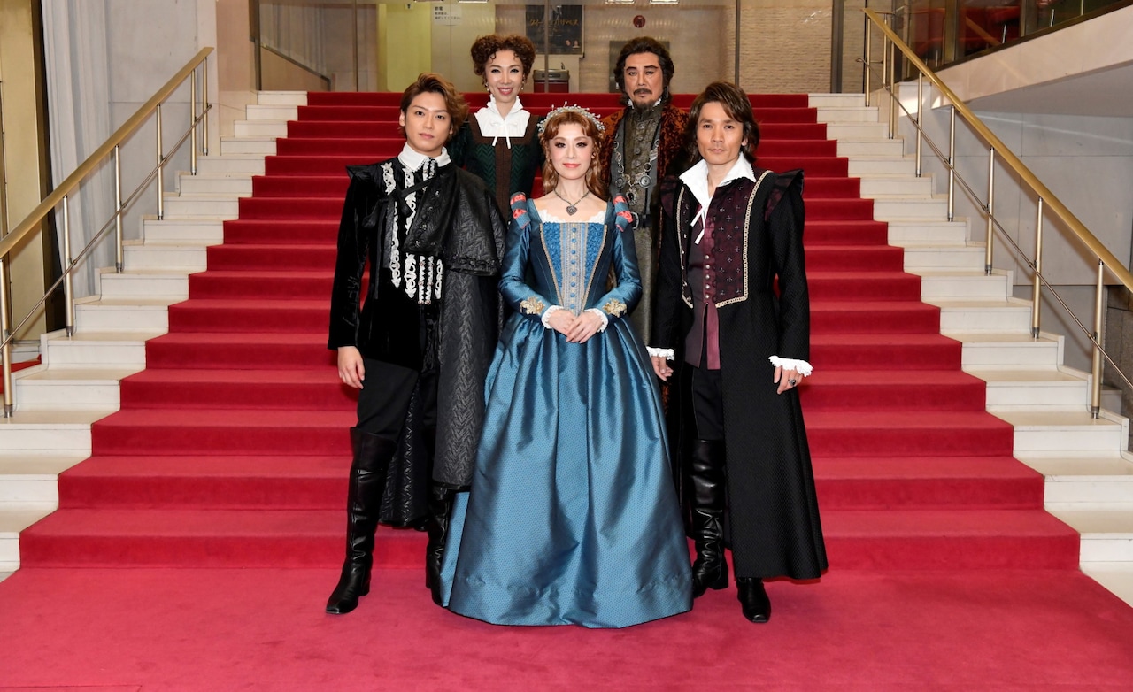 大地真央が主演作に手応え、高木雄也はメンバーと改元カウントダウン