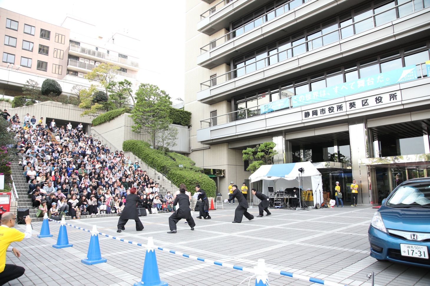 梅棒のパフォーマンス。（撮影：山口真由子）