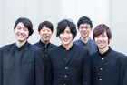 30-DELUXの派生ユニット、村瀬文宣らのD-EMOTIONが初の単独公演