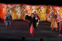 「マダム・ボルジア」より。（撮影：日置真光）