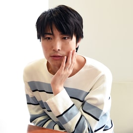 舞台「奇子」に向け、中屋敷法仁「現代人の価値観をどんどん揺さぶれたら」