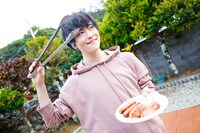 「増子敦貴1st写真集（タイトル未定）」（KADOKAWA）より。