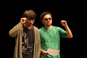 「岩井秀人『ミュージカルのクリエーション』成果発表ライブ」より。（撮影：igaki photo sutudio / 写真提供：城崎国際アートセンター）