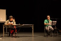 「岩井秀人『ミュージカルのクリエーション』成果発表ライブ」より。（撮影：igaki photo sutudio / 写真提供：城崎国際アートセンター）