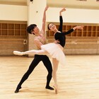 Kバレエ「シンデレラ」公開リハで成田紗弥、高橋裕哉らが魅せる