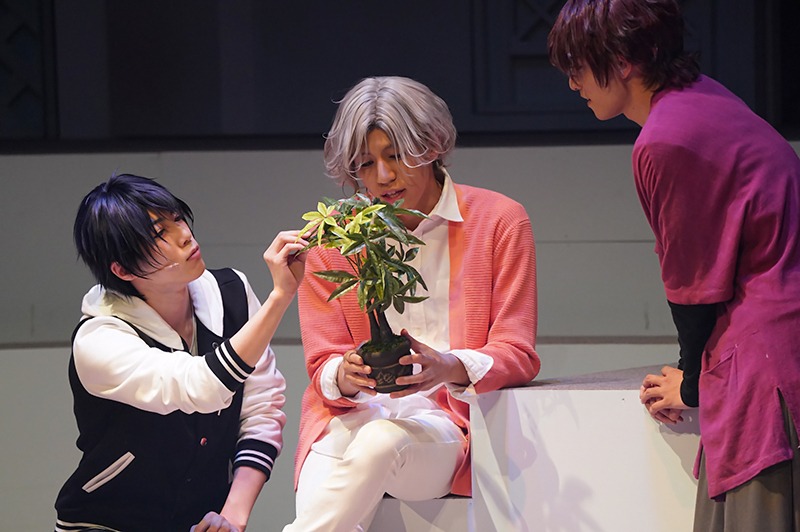 「2.5次元ダンスライブ『ALIVESTAGE（アライブステージ）』Episode 1『Let us go singing as far as we go:the road will be less tedious. -歌いながら歩こうよ-』」より。