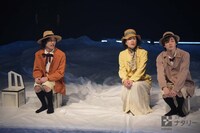 KAAT神奈川芸術劇場プロデュース「恐るべき子供たち」より。