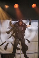 ポップンマッシュルームチキン野郎「東京・大阪二都市公演『殿はいつも殿』」より。