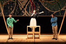 太宰治作品をモチーフにした演劇公演 第15回 日本のラジオ「カケコミウッタエ」より。（撮影：保坂萌）