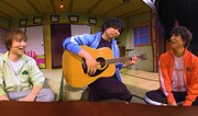 喜劇「おそ松さん」の「6つ子360度トーク」より。