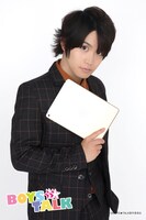 輝山立扮する、るー。