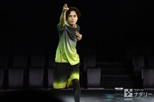 舞台「マラソン」ゲネプロより。矢田悠祐演じるスティーブ。