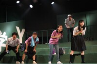 舞台「アルプススタンドのはしの方」より。