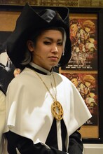 ヘイゼル役の法月康平。