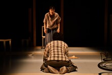 モダンスイマーズ結成20周年記念公演「ビューティフルワールド」より。