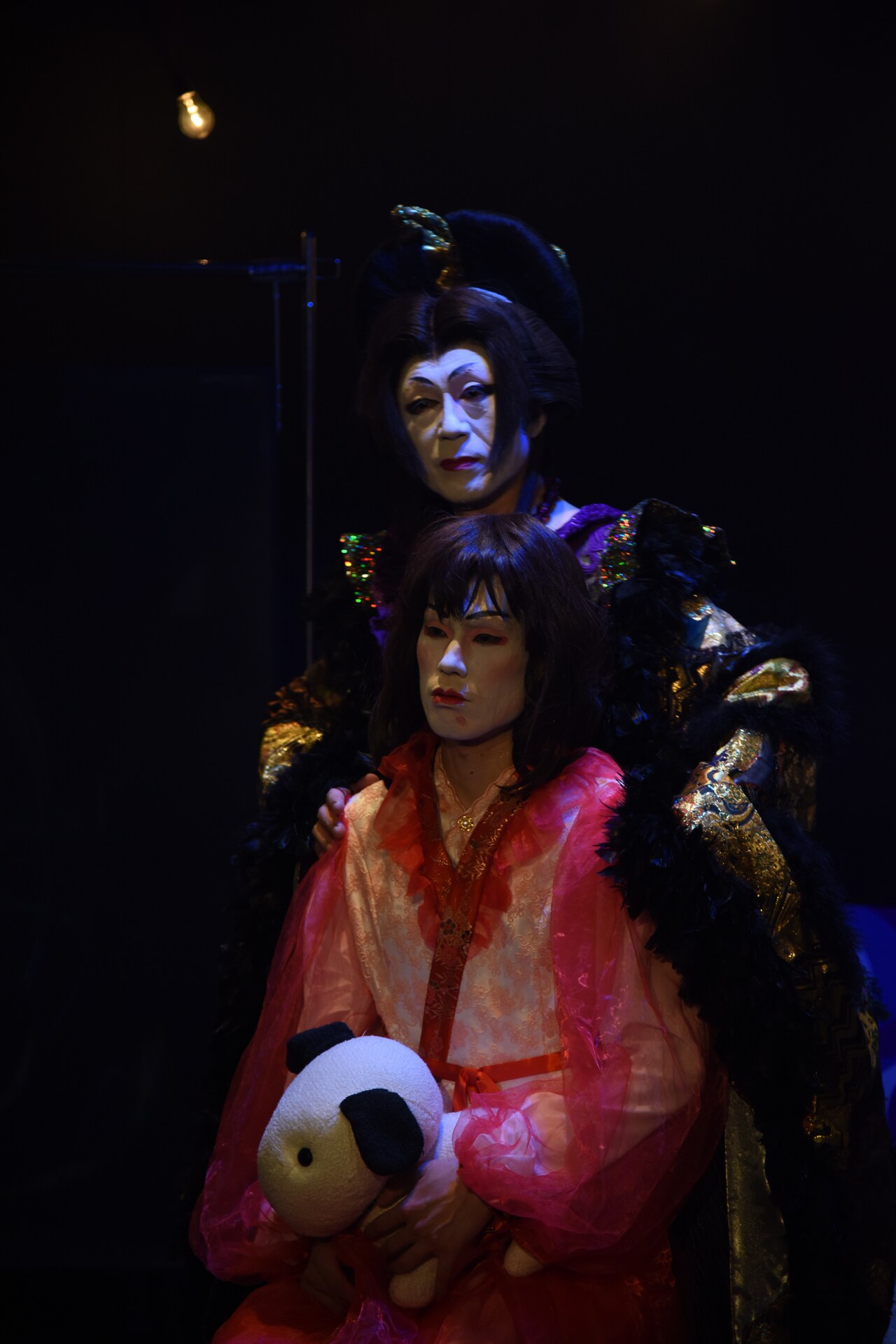 花組ヌーベル版“実験浄瑠璃劇”「毛皮のマリー」幕開け