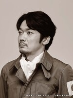 津村知与支のビジュアル。