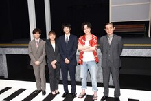 「ちょっと今から仕事やめてくる」囲み取材より、左から葉山昴、中島早貴、飯島寛騎、鈴木勝吾、田中健。