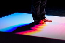 重力／Note「LOVE JUNKIES」より。（撮影：岩渕隆）