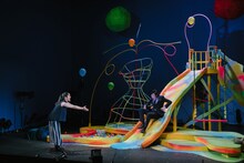 2018年に上演された、FUKAIPRODUCE羽衣「春母夏母秋母冬母」より。