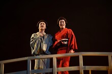 温泉ドラゴン 第13回公演「渡りきらぬ橋」より。（撮影：宿谷誠）