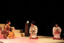 温泉ドラゴン 第13回公演「渡りきらぬ橋」より。（撮影：宿谷誠）