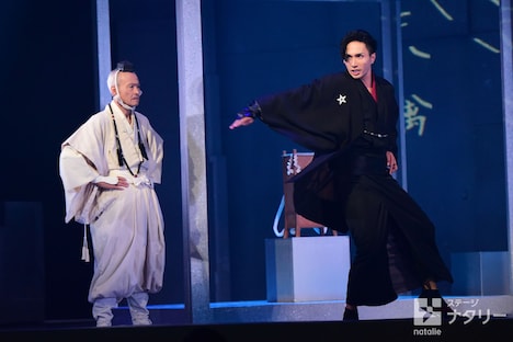 舞台「魍魎の匣」より。