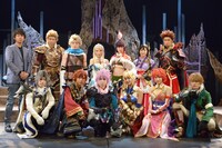 「誰ガ為のアルケミスト 舞台版『聖石の追憶』」フォトセッションより。