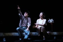 文学座「ガラスの動物園」より。（撮影：宮川舞子）