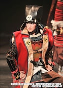 「燃ゆる風-軍師・竹中半兵衛-」(2017年星組 宝塚バウホール 千秋楽)より。(c)宝塚歌劇団 (c)宝塚クリエイティブアーツ