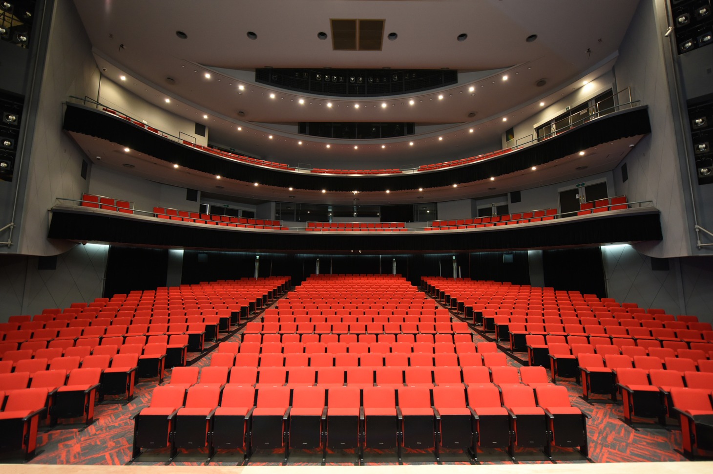 AiiA 2.5 Theater Kobeの劇場内の様子。