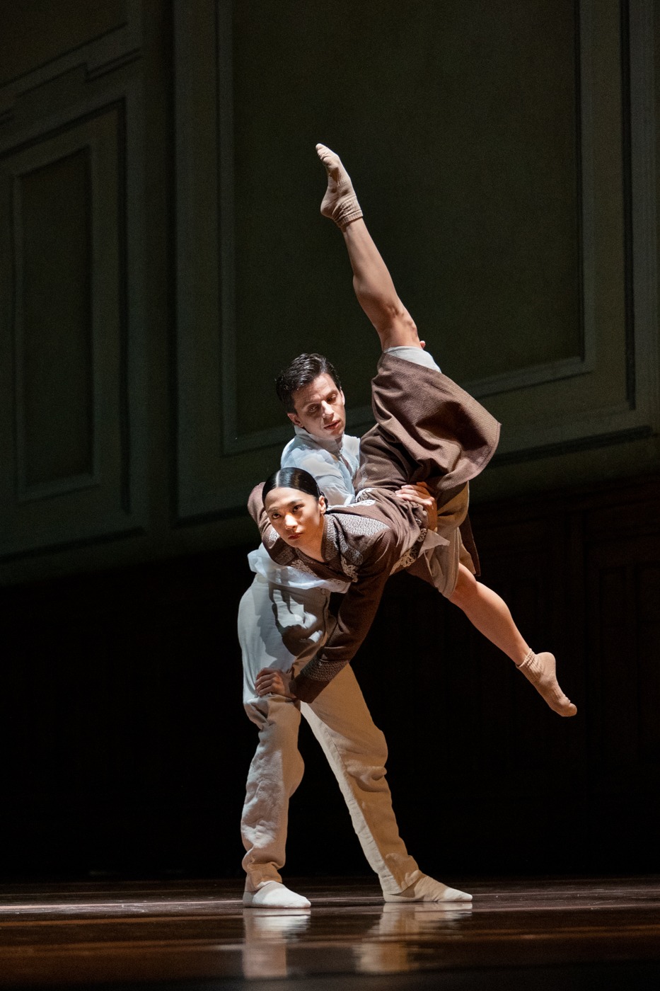 「Singuliere Odyssee」より。(C)羽鳥直志