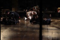 地点「三人姉妹」より。（撮影：高野友靖）