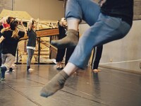 東アジア文化都市2019豊島 舞台芸術部門 スペシャル事業 としまアート夏まつり2019 子どもに見せたい舞台vol.13「おどる韓国むかしばなし『春春～ボムボム～』」稽古の様子。